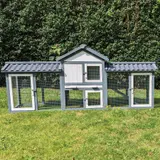 Kaninchenstall Picasso grau_weiss mit PVC Welldach – Ansicht 2